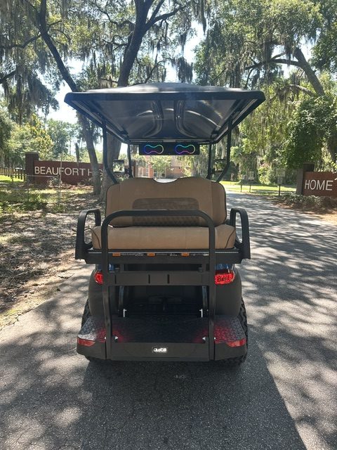 Club Car® 2023 Tempo® 4 seater Lithium ION Lifted - Image 5
