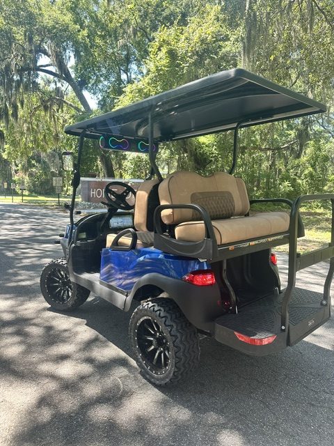 Club Car® 2023 Tempo® 4 seater Lithium ION Lifted - Image 4