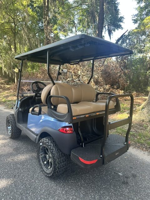 Club Car® CPO Tempo 2+2® 4 seater Lithium ION Lifted - Image 4