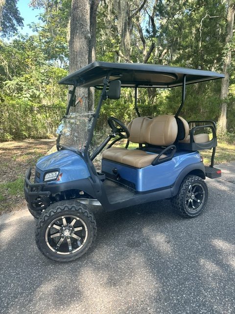 Club Car® CPO Tempo 2+2® 4 seater Lithium ION Lifted - Image 2